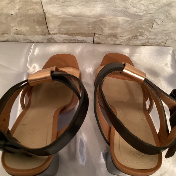 Elizabeth and James Chunky Rose Gold Black Heels - Picture 5 of 11